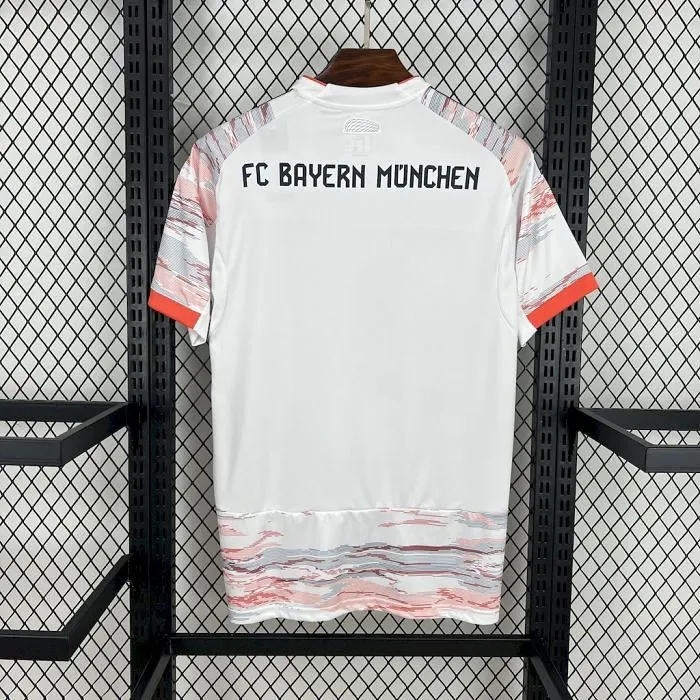 bayern munich away2.webp