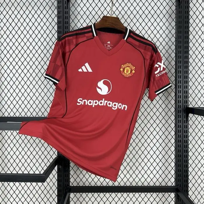 man united home 3.webp