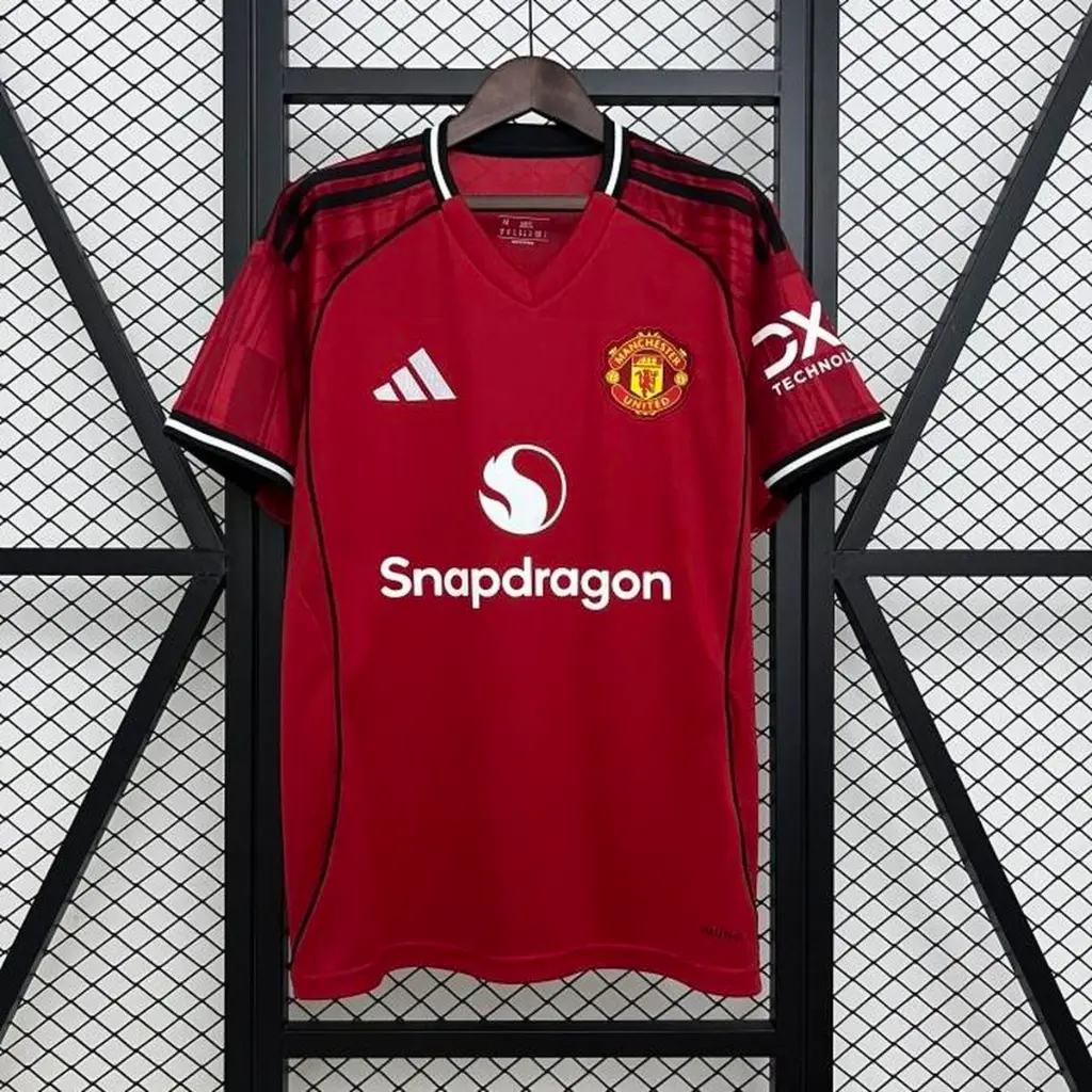man united home1.webp